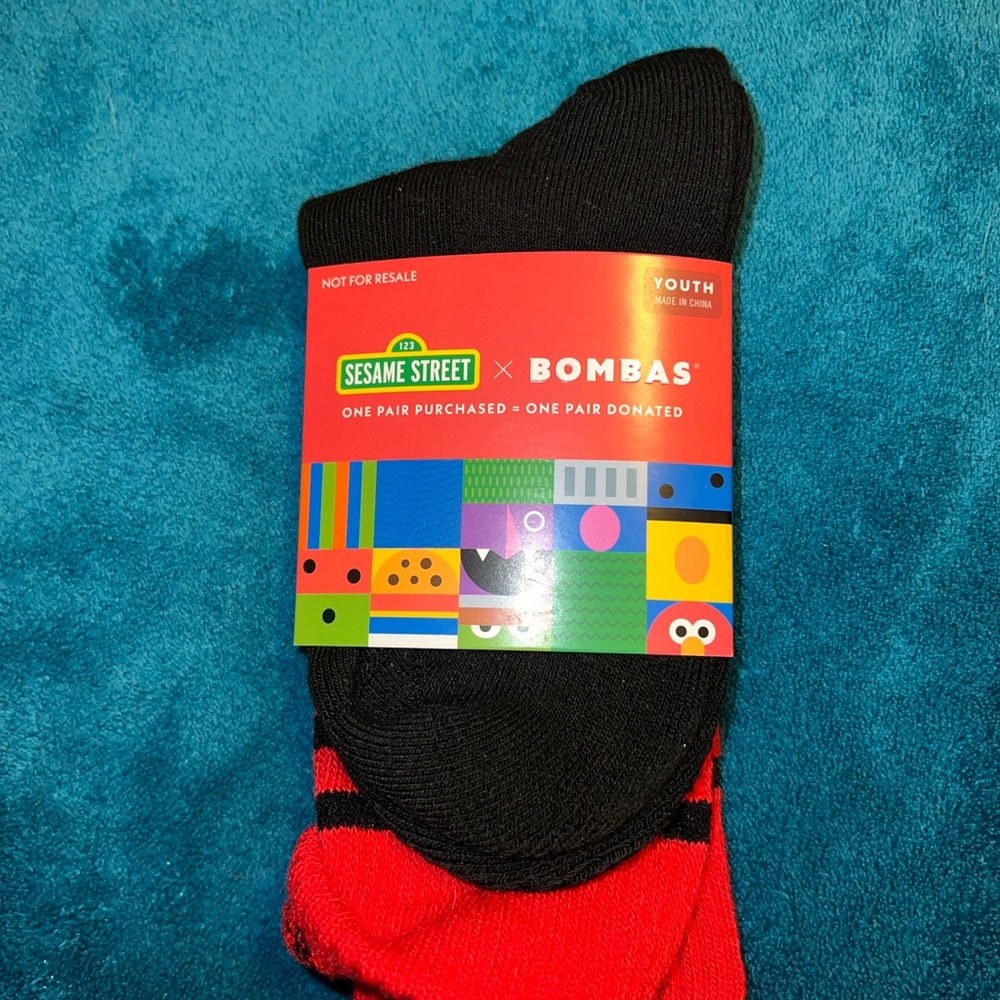Youth unisex Elmo Sesame Street bomba promotional socks